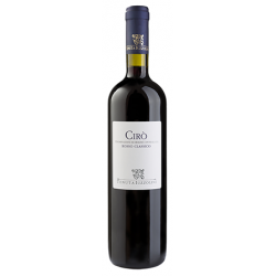 Vin rouge classique Iuzzolini Cirò Cl 75