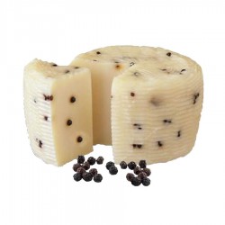 Pecorino Calabrese con pepe nero